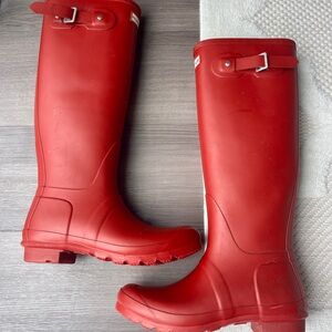 Hunter Women's Glossy Red Tall Rain Boots